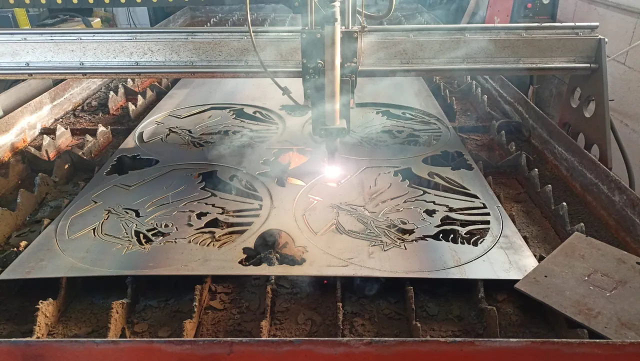 Realizacja: Cięcie blach CNC